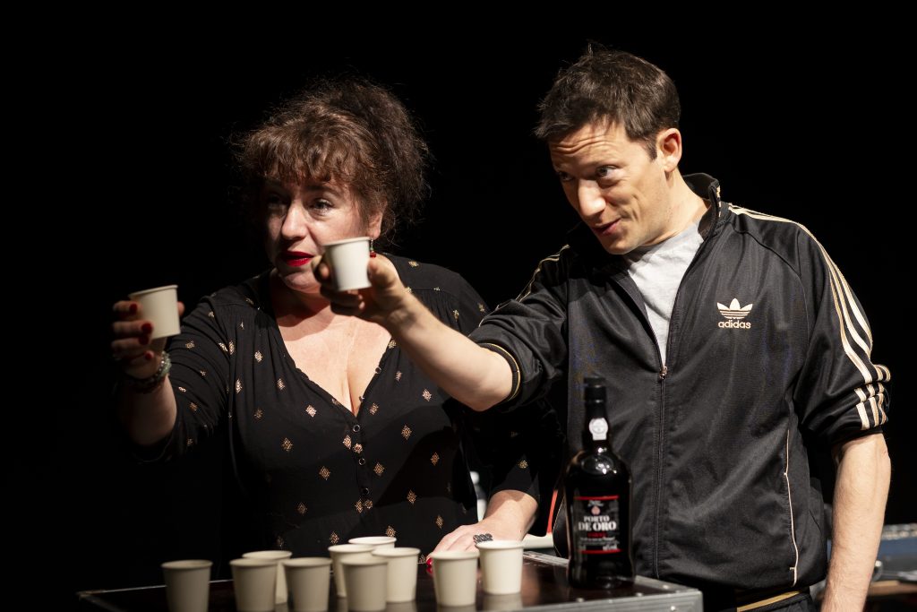 La salope du village 1 (c) Barbara Buchmann-Cotterot