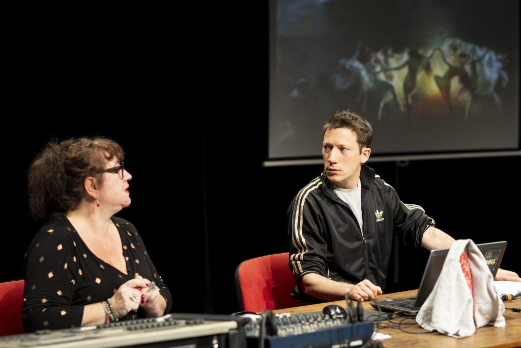 La salope du village 10 (c) Barbara Buchmann-Cotterot